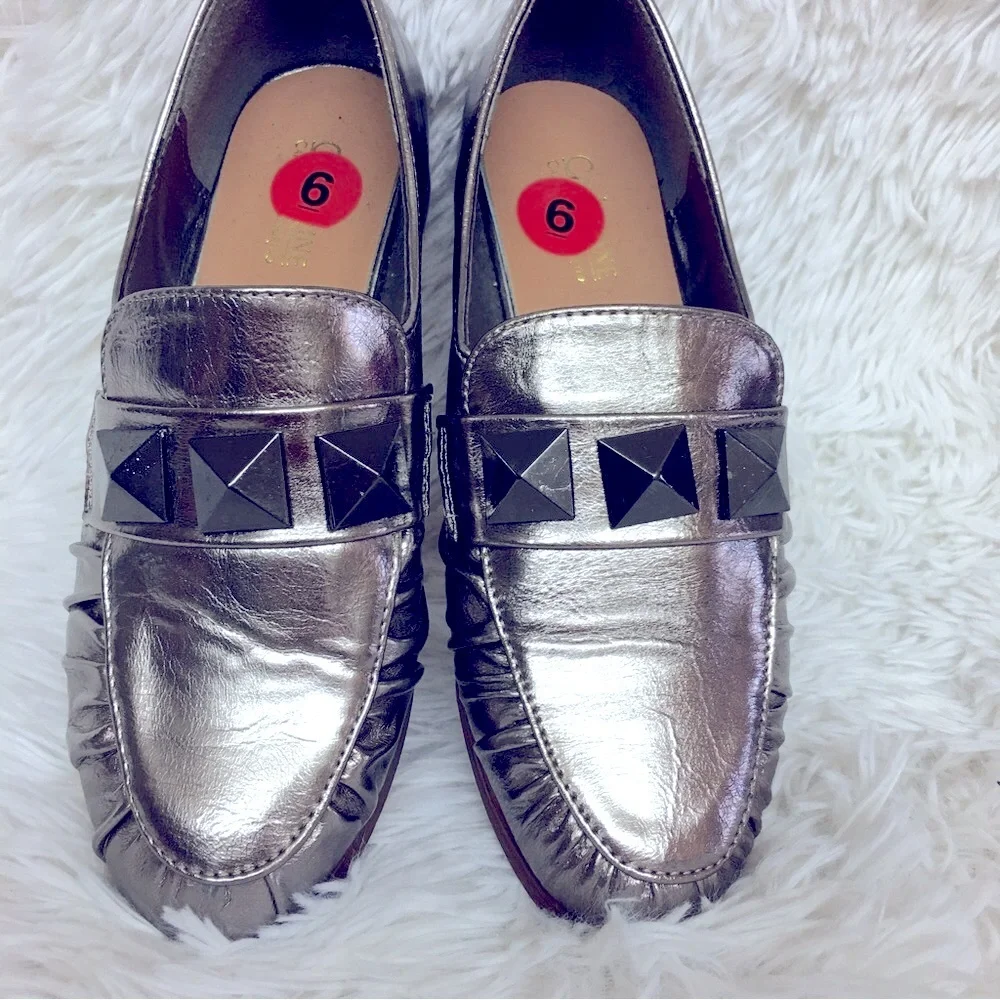 NWT. Catherine Malandrino Slip On Loafers Size 6